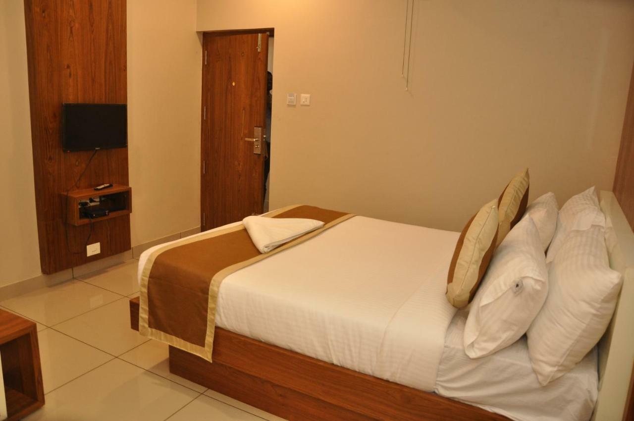 Nextel Inn, Calicut Esterno foto