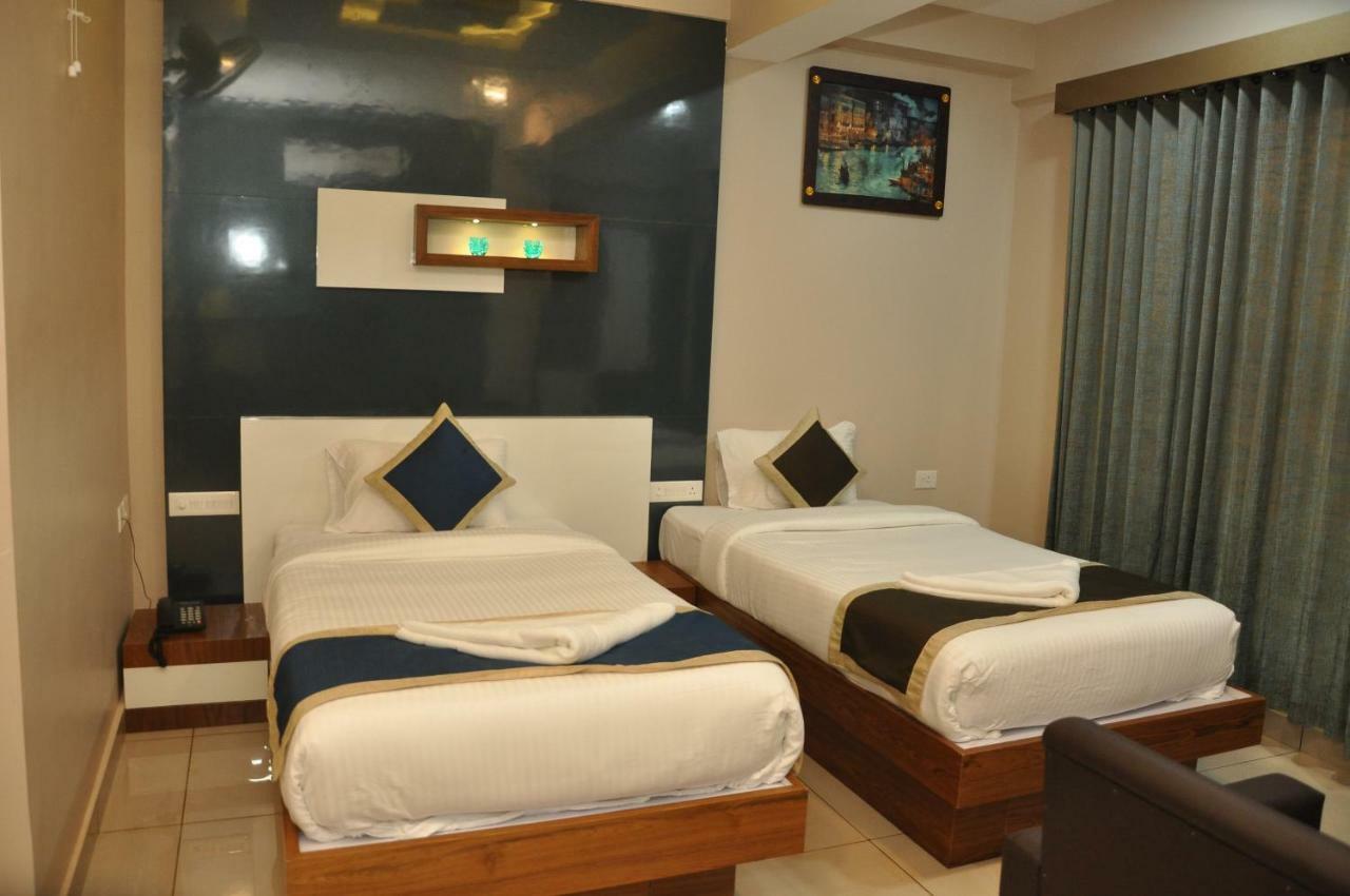 Nextel Inn, Calicut Esterno foto