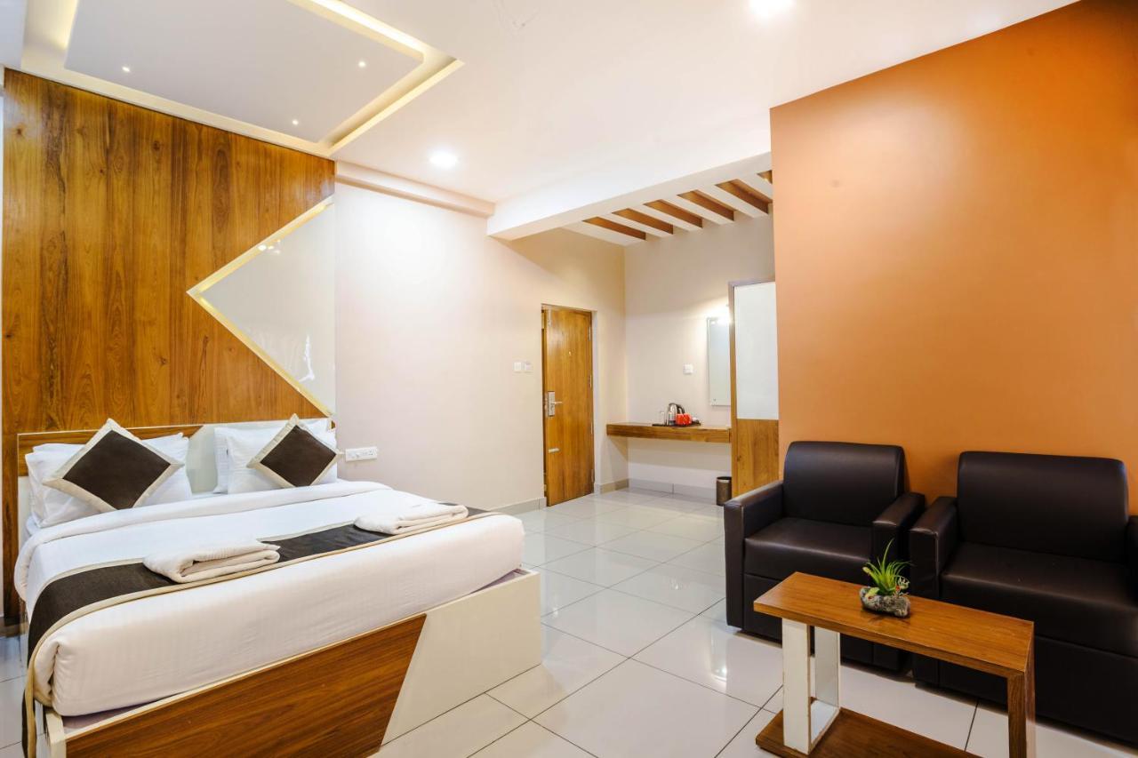 Nextel Inn, Calicut Esterno foto